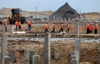 На стадионе в Нижнем Новгороде будет работать 800 строителей
